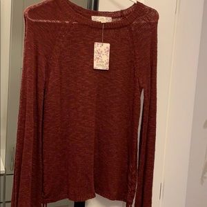 Maroon sweater